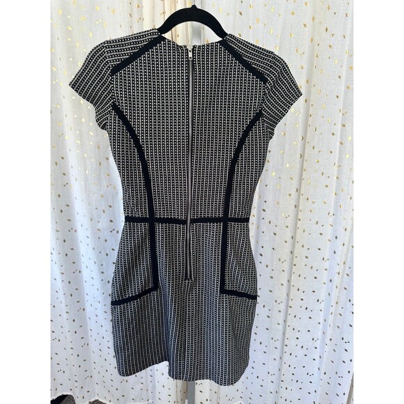 Parker Stretch Jacquard Knit Dia Block Piping Cap Sleeves Sheath Mini Dress S - Picture 4 of 7